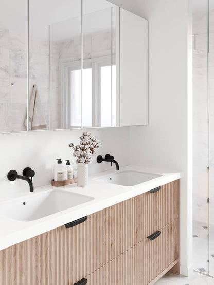 Fino Large 55 x 41 Under Counter Fireclay Basin - Gloss White