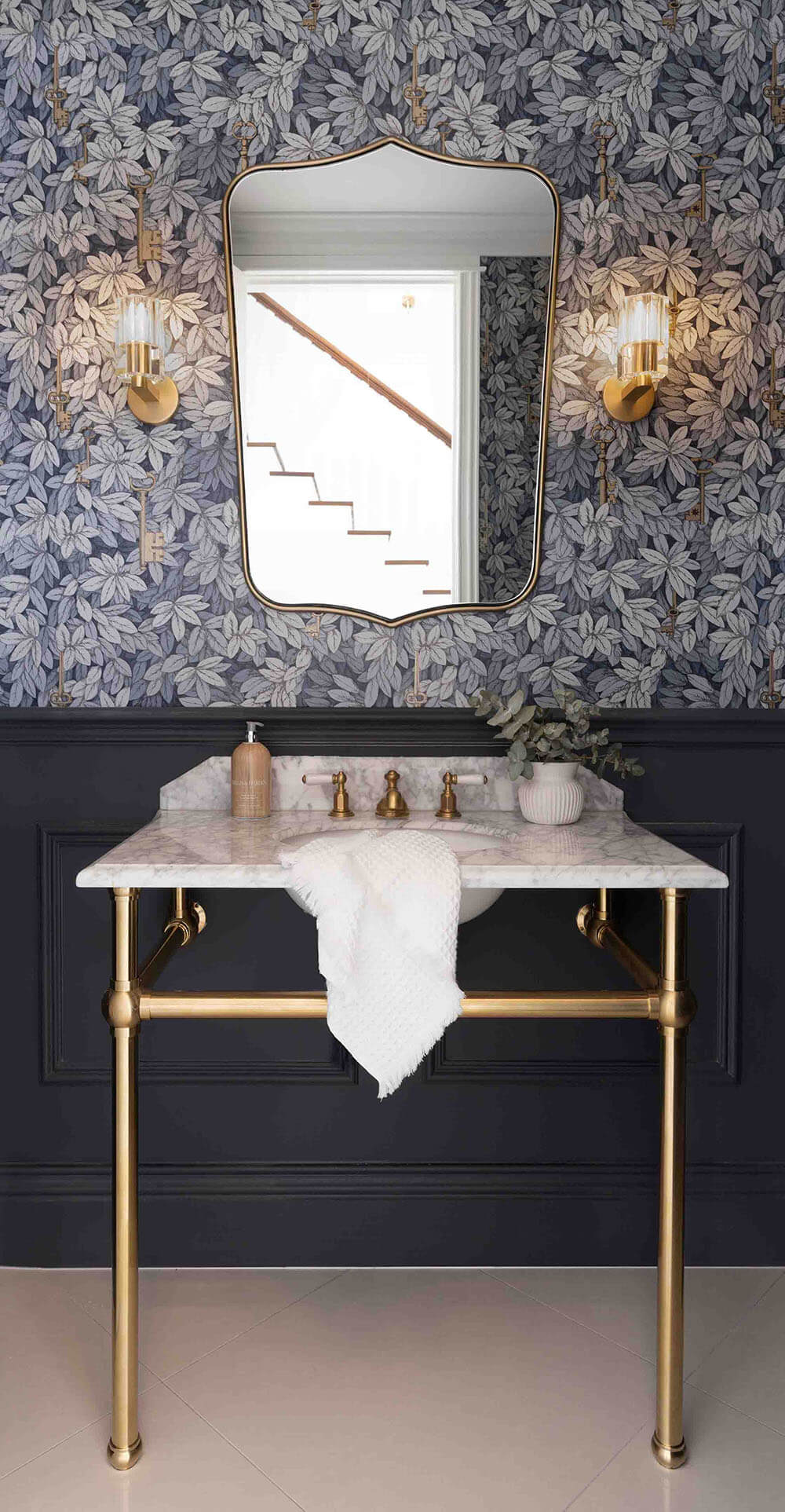 Mayer Basin Stand With 90 x 55 Real Carrara Marble Top - Brushed Brass