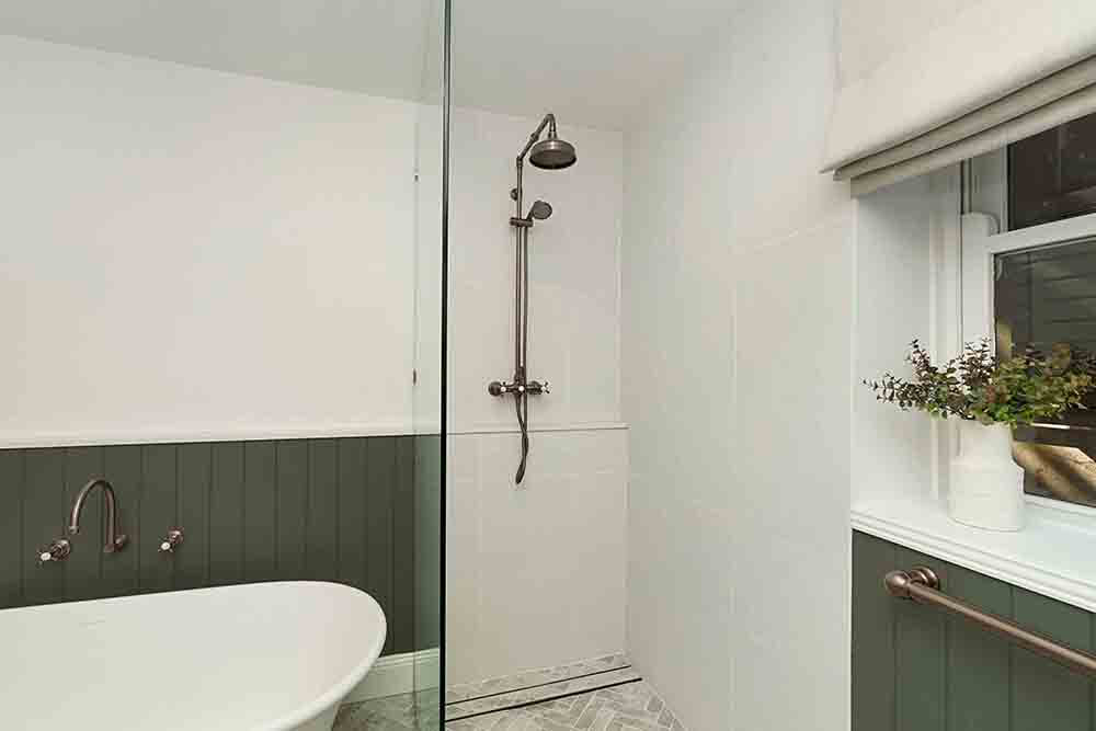 Blanche 162 x 77 TitanCast Solid Surface Freestanding Bath - Satin Silk White