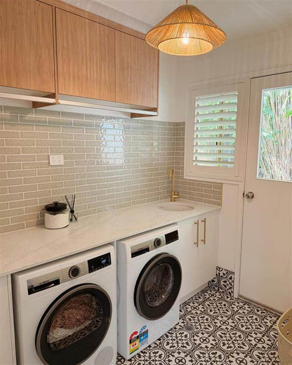 Cuisine Round 47 Inset / Undermount Fine Fireclay Gloss White Sink
