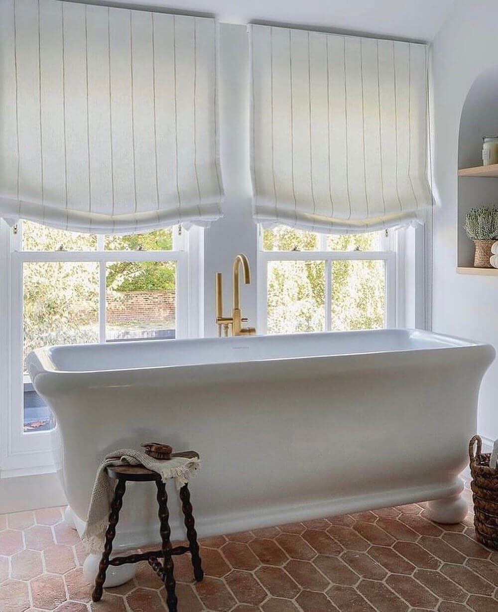 Kirkham 180 x 84 TitanCast Solid Surface Bath With Ball Feet - Gloss White