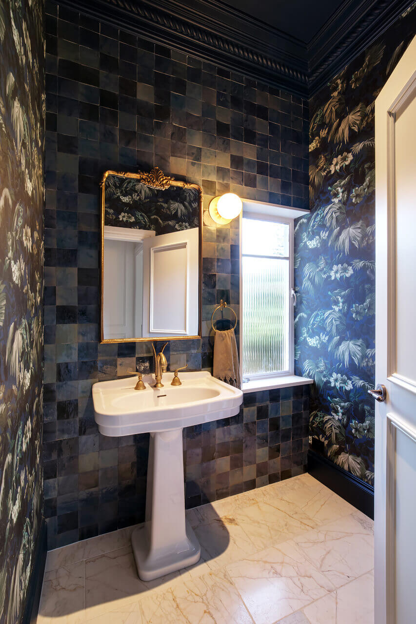 Claremont 68 x 51 Basin & Pedestal