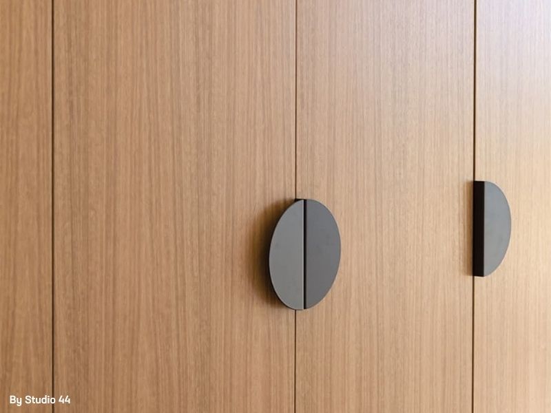 Circ Semi Circle Pull Handles