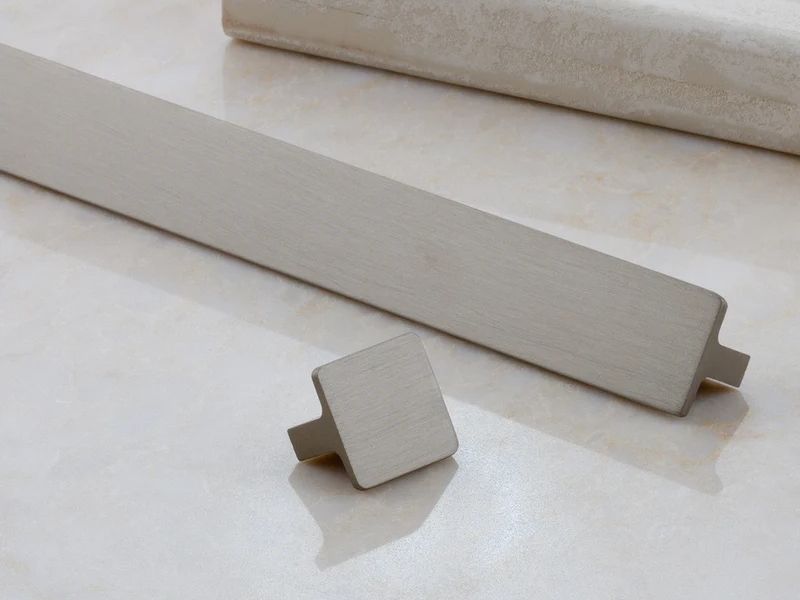 Marco Pull Handles