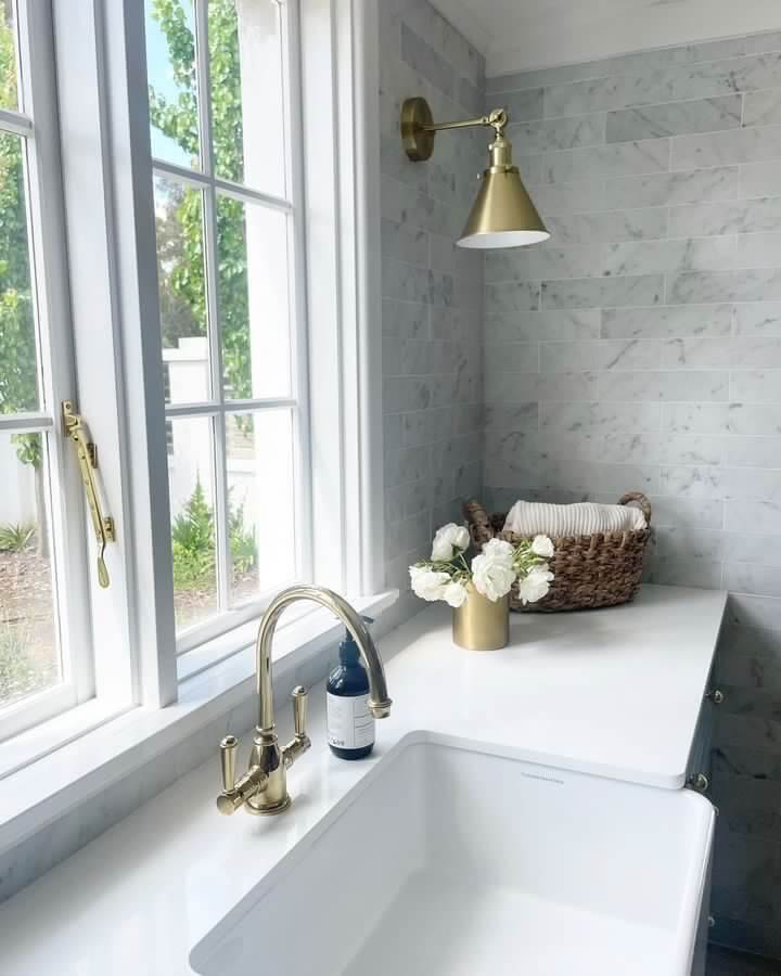 Novi 51 x 46 Fine Fireclay Matte White Farmhouse Butler Sink