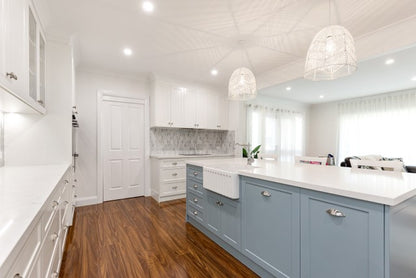 Novi 60 x 46 Fine Fireclay Gloss White Farmhouse Butler Sink