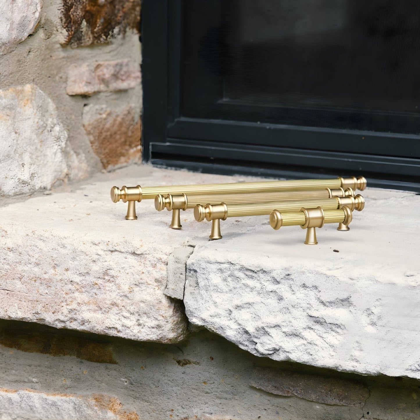 Turner Hastings Verona 224mm Pull Handle
